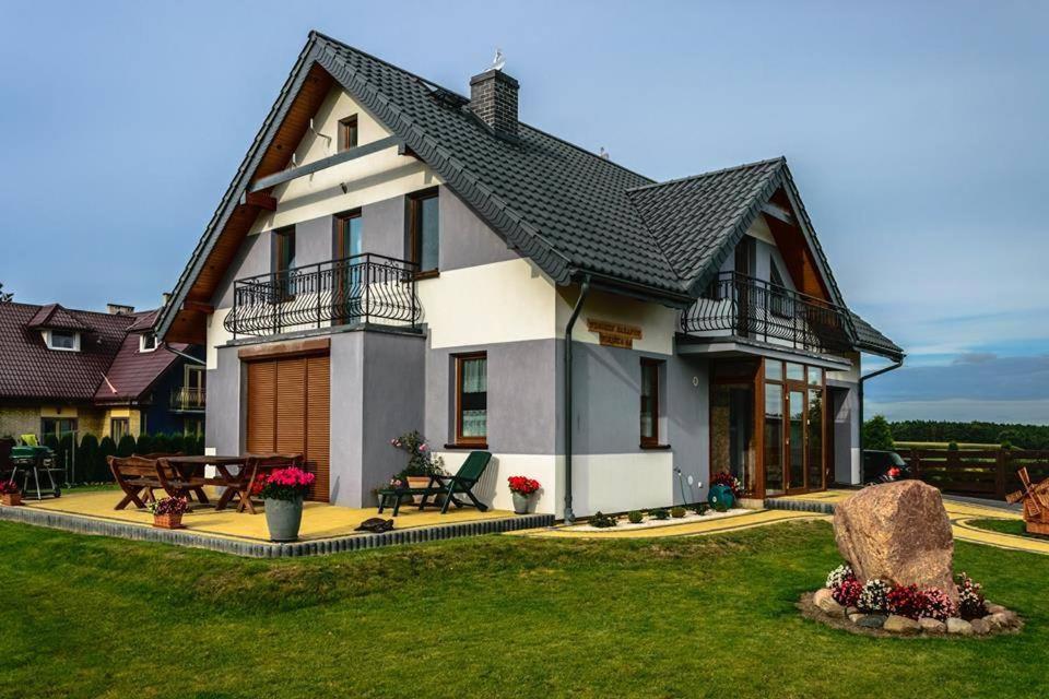 Отель Wzgorze Baranow Odargowo Экстерьер фото